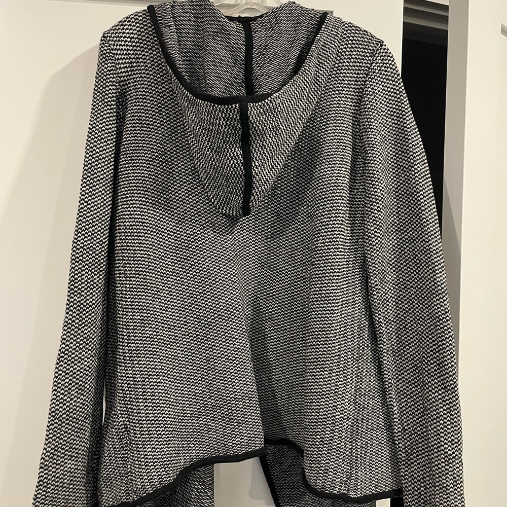 Michael Kors Monochrome Open Front Hooded Cardigan - Picture 5 of 5